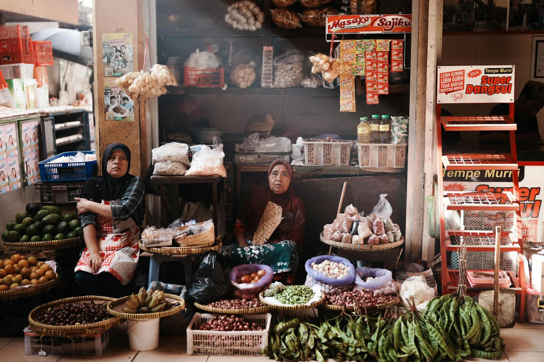 pexels photo 37252500 Peserta belajar strategi Google Ads, Meta Ads, dan SEO di pelatihan digital marketing Jogja